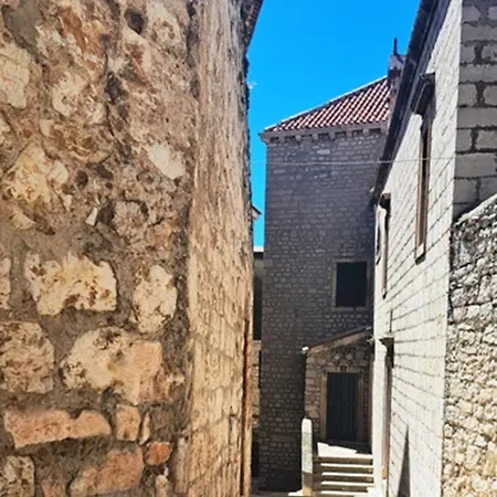 Zlatko Apartamento Šibenik