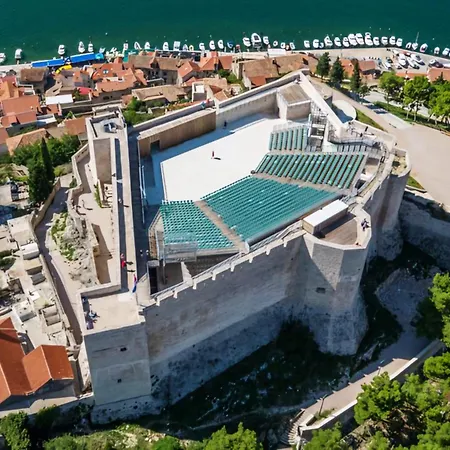 Zlatko Apartamento Šibenik